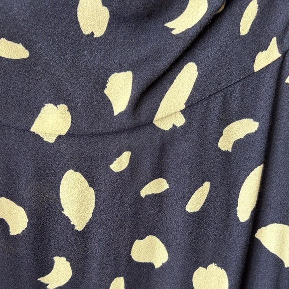 reformation Sigmund dress 🤍 - Picture 8 of 12